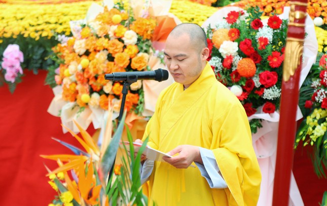 Đại đức Thích Nguyên Quang chia sẻ ý nghĩa của việc đúc đại hồng chung Đại đức Thích Nguyên Quang chia sẻ ý nghĩa của việc đúc đại hồng chung