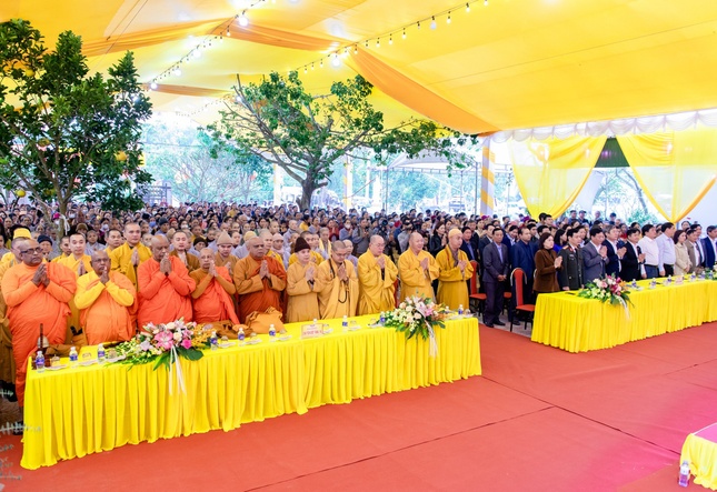 Niệm Phật cầu gia hộ