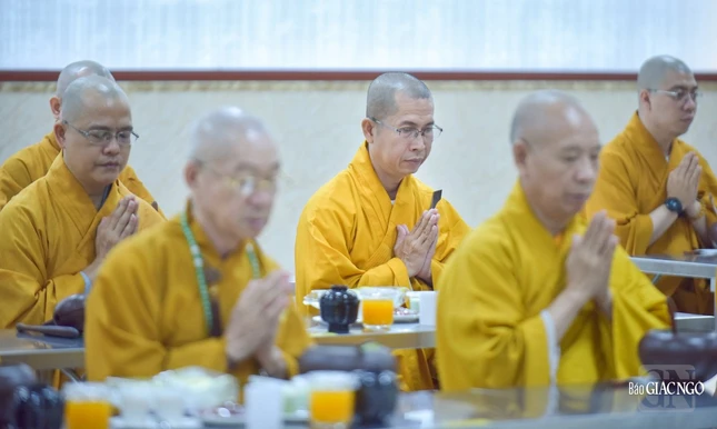 ...và 21 quận, huyện tham dự khóa huân tu