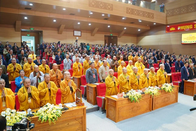 Niệm Phật cầu gia hộ