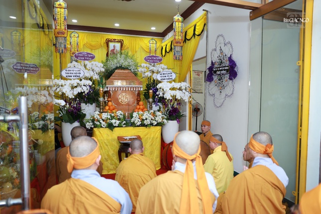 Kim quan Trưởng lão Hòa thượng Thích Thanh Vân được tôn trí tại Pháp Hoa thiền viện Kim quan Trưởng lão Hòa thượng Thích Thanh Vân được tôn trí tại Pháp Hoa thiền viện