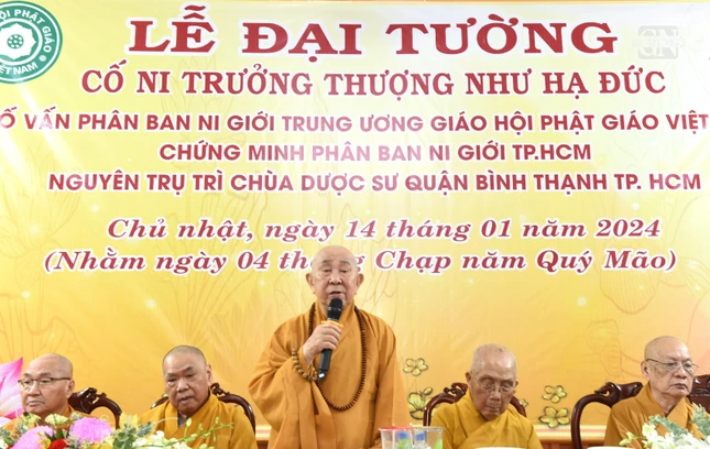 Trưởng lão Hòa thượng Thích Như Tín ban đạo từ Trưởng lão Hòa thượng Thích Như Tín ban đạo từ