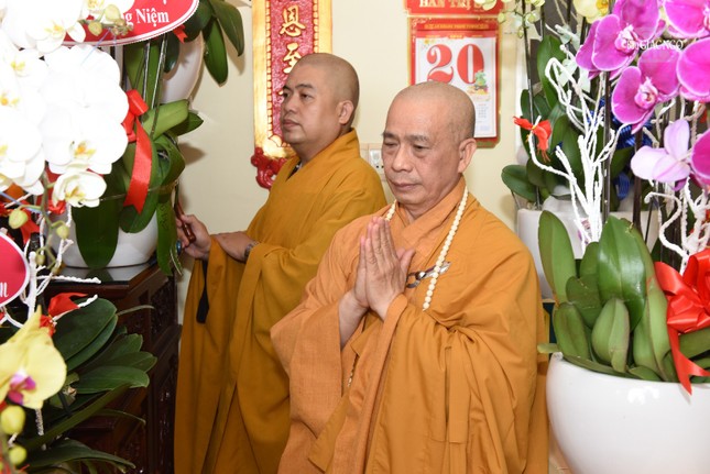 Thượng tọa Thích Tâm Chơn, Trưởng ban Trị sự Phật giáo Q.Bình Thạnh, trụ trì tịnh xá Đại Giác tác bạch tri ân