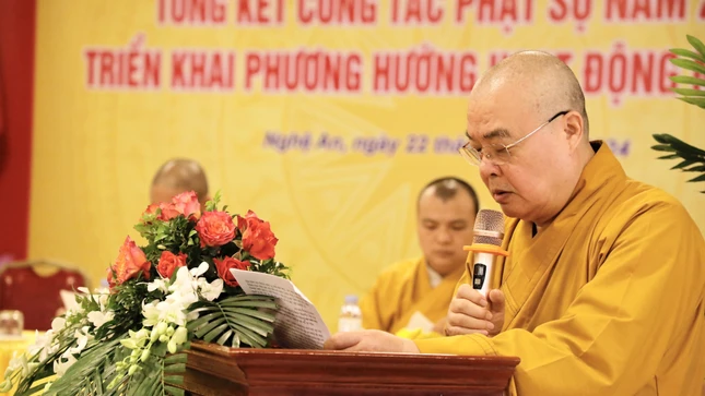 Trưởng lão Hòa thượng Thích Thanh Nhiễu phát biểu khai mạc