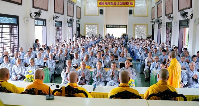 Buổi gặp mặt đầu năm của các Phật tử tỉnh Thừa Thiên Huế trong niềm hoan hỷ