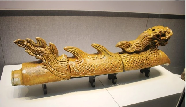 Ngói rồng thời Lê