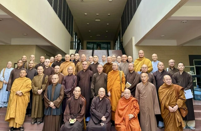 Chư tôn đức lưu niệm nhân buổi gặp mặt đầu năm mới