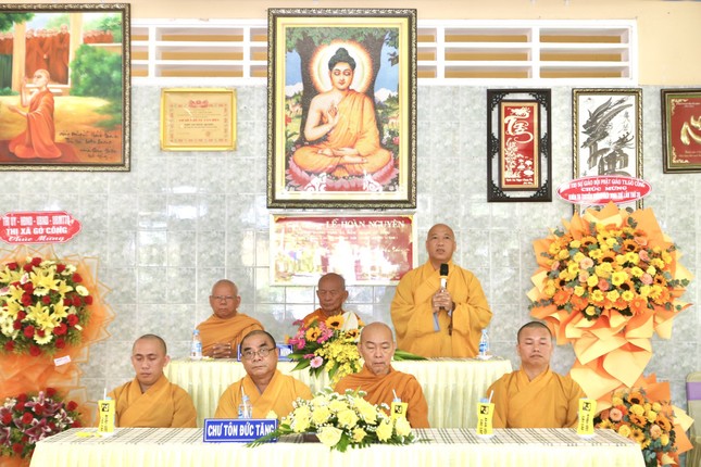 Thượng tọa Thích Giác Nguyên phát biểu