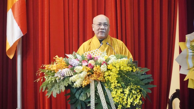 Hòa thượng Thích Quảng Tùng phát biểu tại buổi gặp mặt
