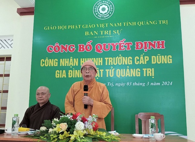 Hòa thượng Thích Thiện Tấn phát biểu khai mạc