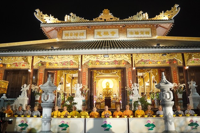 Chư tôn đức chứng minh lễ khai mạc