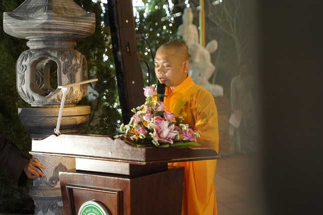 Đại đức Thích Thiền Định phát biểu khai mạc