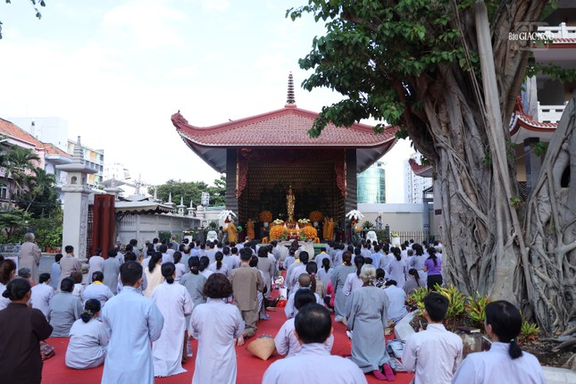 Quang cảnh buổi lễ