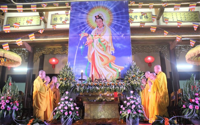 Khóa lễ tụng kinh