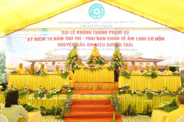 Chư tôn đức chứng minh