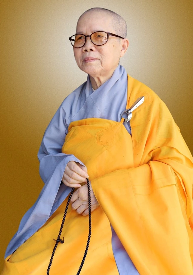 Chân dung Ni trưởng Thích nữ Diệu Thường