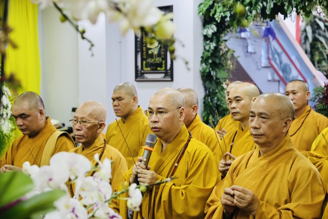 Nhất tâm cầu nguyện Giác linh Thượng tọa cao đăng Phật quốc