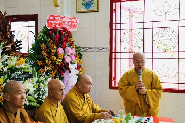 Đại đức Thích Trí Đức công bố quyết định bổ nhiệm trụ trì chùa Phổ Thành