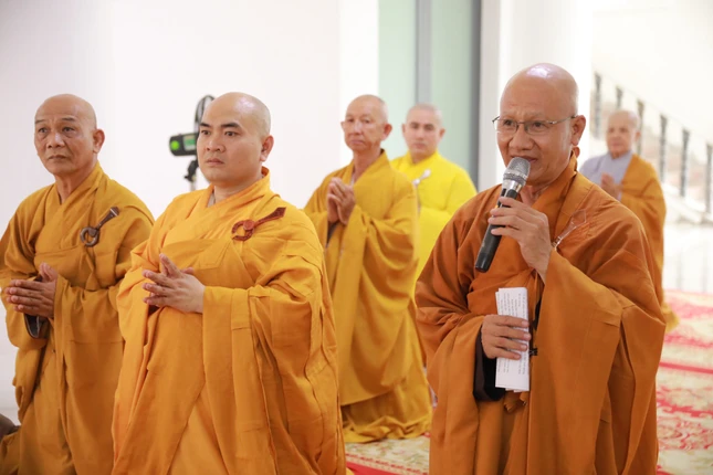 Thượng tọa Thích Thiện Minh tác bạch