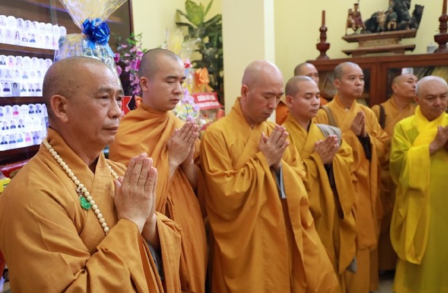 Nhất tâm cầu nguyện Nhất tâm cầu nguyện