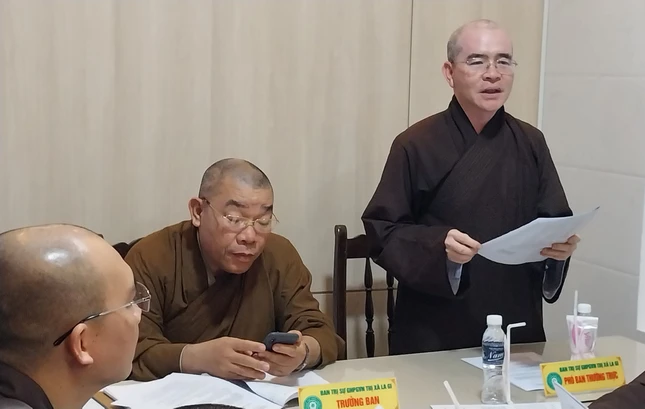 Thượng tọa Thích Đức Thành đúc kết phiên họp