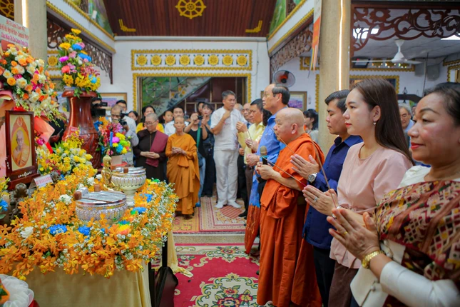 Tưởng niệm Đại lão Hòa thượng Tep Vong - Tăng vương Phật giáo Campuchia