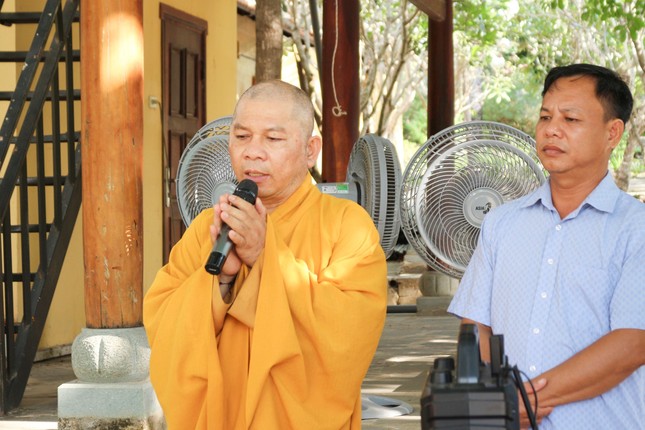 Thượng tọa Thích Đạt Ma Khế Định phát biểu Thượng tọa Thích Đạt Ma Khế Định phát biểu