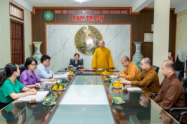 Thượng tọa Thích Tâm Định phát biểu