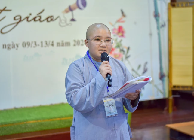 Sư cô Thích nữ Huệ Giác Sư cô Thích nữ Huệ Giác