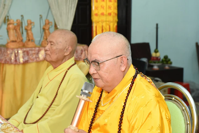 Trưởng lão Hòa thượng Thích Ấn Chánh ban đạo từ