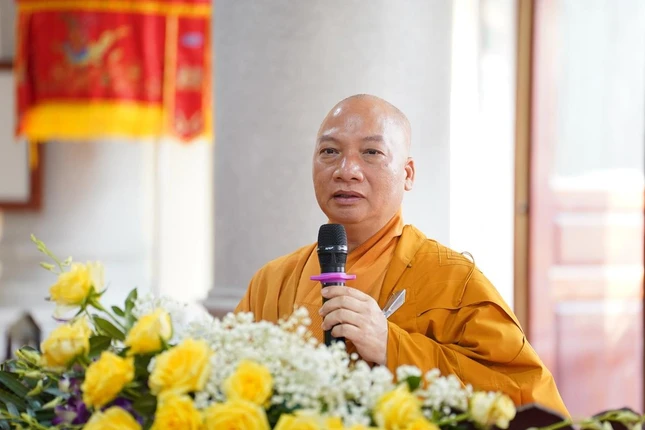 Thượng tọa Thích Chiếu Tuệ phát biểu khai mạc