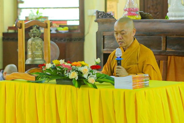 Thượng tọa Thích An Tín trùng tuyên giới luật