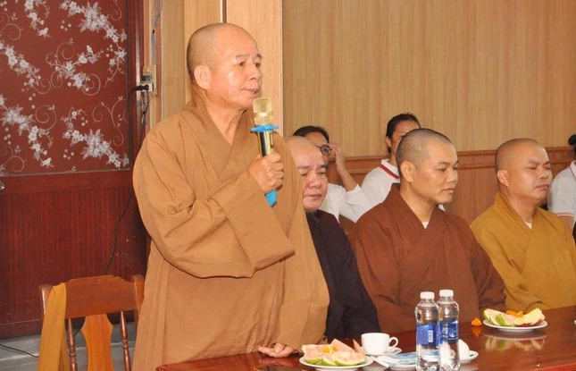 Thượng tọa Thích Viên Trừng phát biểu chào mừng