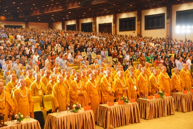 Chư Tăng Ni, đại biểu, Phật tử tham dự lễ