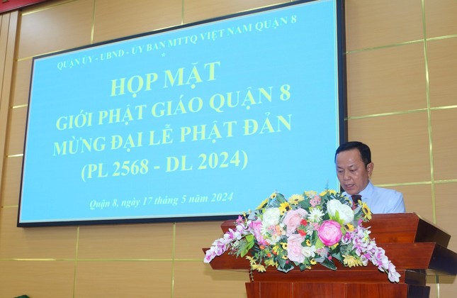 Phó Chủ tịch UBND Q.8 Nguyễn Thanh Sang phát biểu