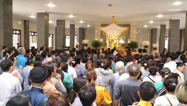 Quang cảnh buổi lễ