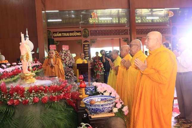 Đồng tụng thời kinh