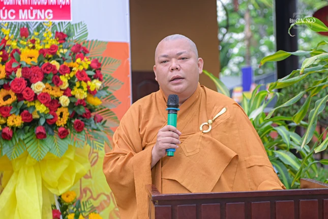 Đại đức Thích Thiện Minh phát biểu cảm tạ