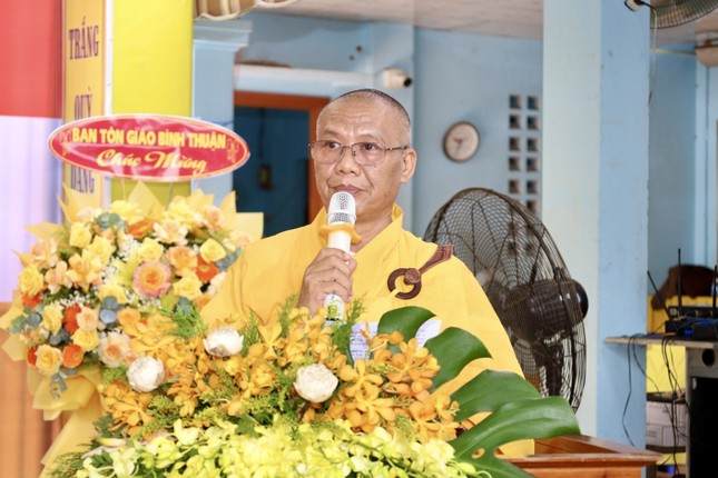 Thượng tọa Thích Trông Triêm phát biểu cảm tạ