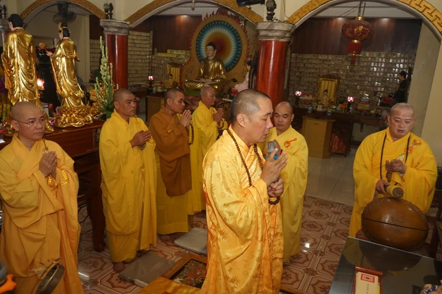 Khóa lễ cầu nguyện