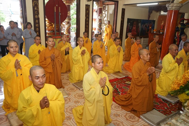 Môn đồ pháp quyến