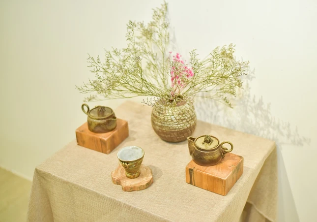 Các tác phẩm trưng bày tại triển lãm "Tĩnh" Các tác phẩm trưng bày tại triển lãm "Tĩnh"