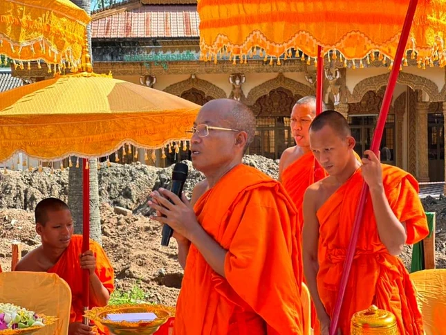 Thượng tọa Kim Mạnh phát biểu chào mừng Thượng tọa Kim Mạnh phát biểu chào mừng