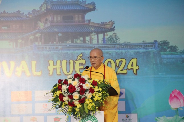 Hòa thượng Thích Khế Chơn phát biểu