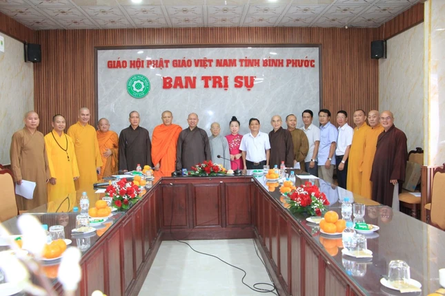 Lưu niệm sau phiên họp