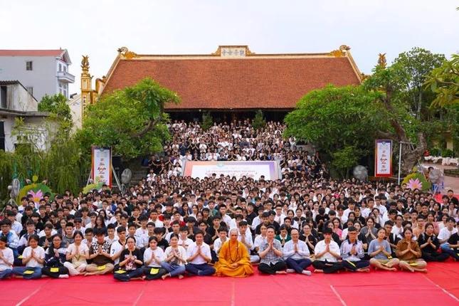 Lưu niệm tại buổi lễ