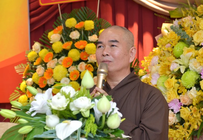 Thượng tọa Thích Quảng Tánh, đại diện Ban Giám khảo cuộc thi nhận xét, đánh giá