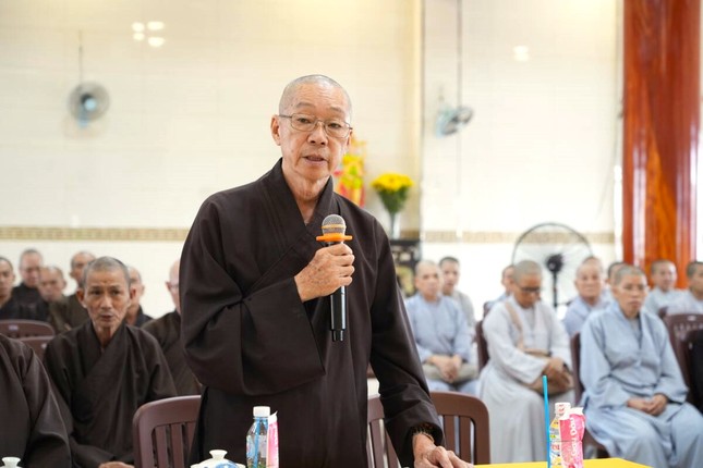 Hòa thượng Thích Hiển Đức phát biểu