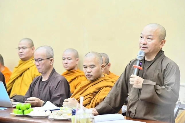 Thượng tọa Thích Nhật Từ báo cáo kế hoạch tổ chức các hội thảo khoa học