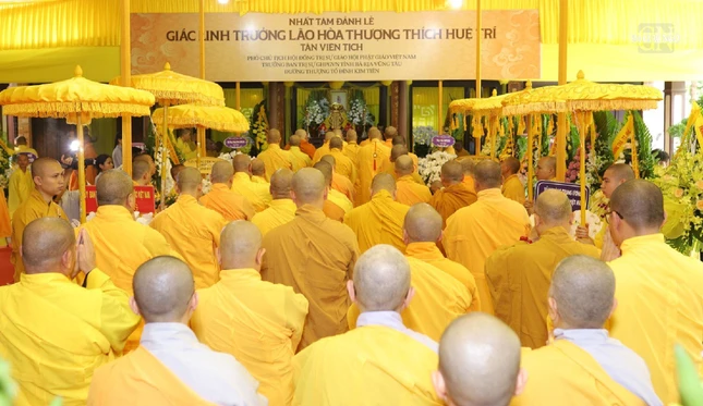 Quang cảnh buổi lễ